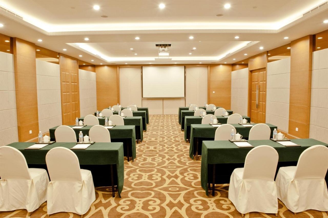 Holiday Inn Shanghai Pudong By Ihg מראה חיצוני תמונה